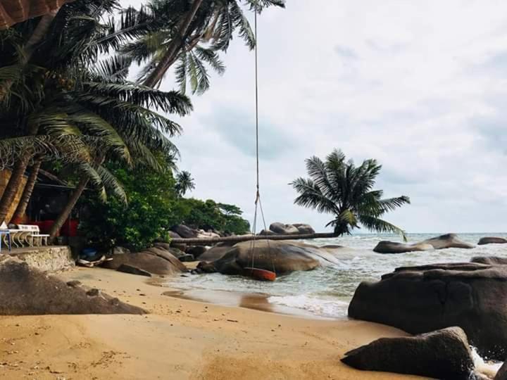 Hotel Nhà Nghỉ NgọC PhuọNg Hon Son Lai Son Zewnętrze zdjęcie