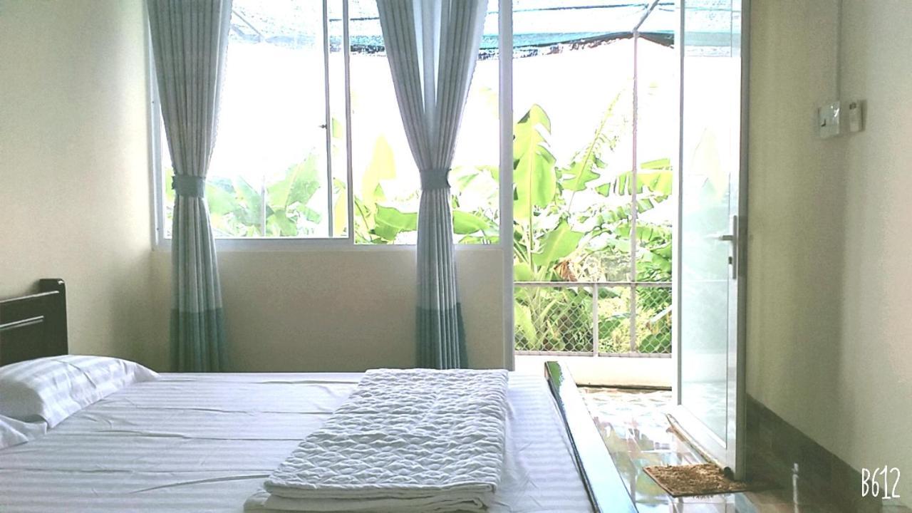 Hotel Nhà Nghỉ NgọC PhuọNg Hon Son Lai Son Zewnętrze zdjęcie