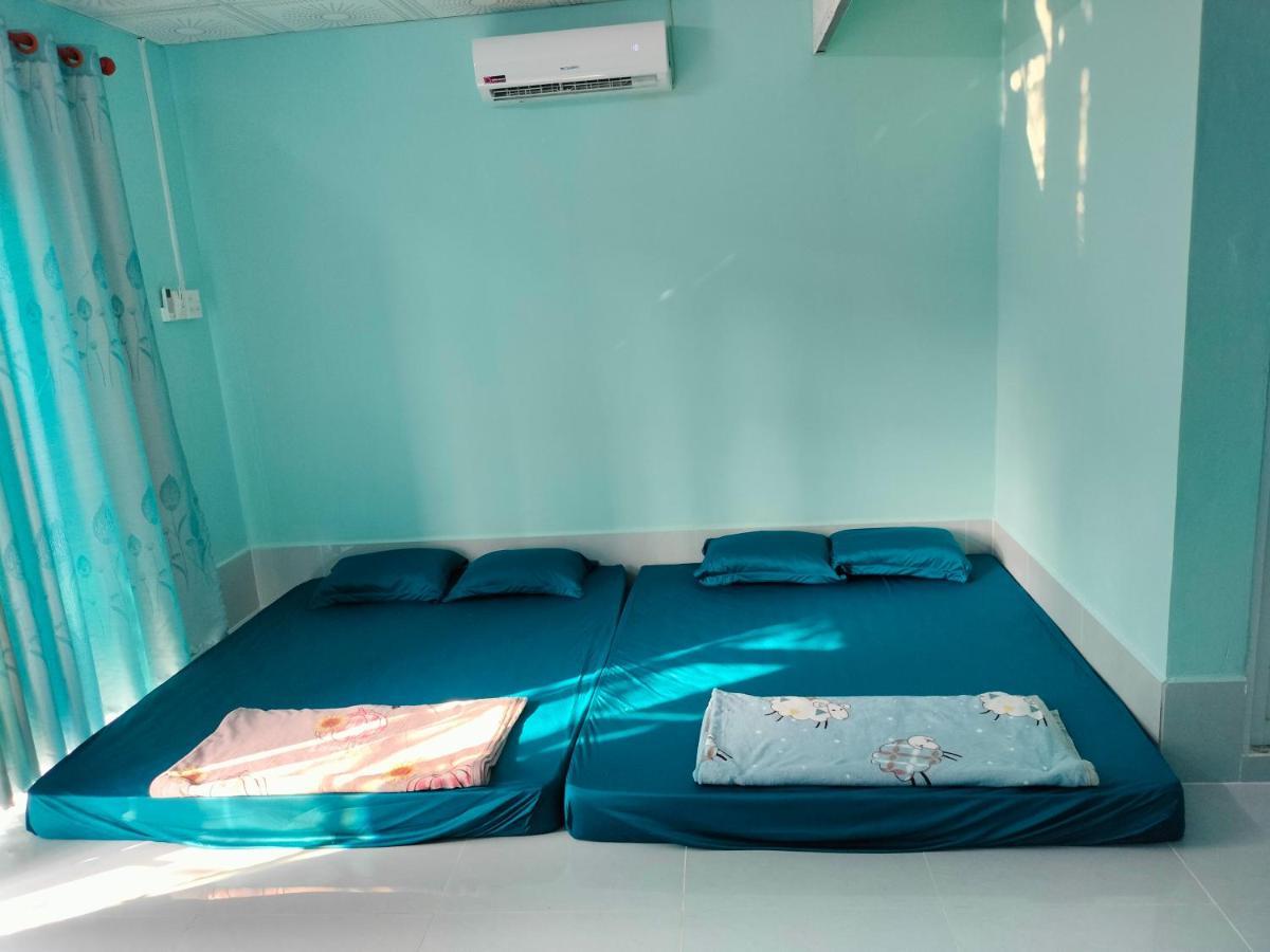 Hotel Nhà Nghỉ NgọC PhuọNg Hon Son Lai Son Zewnętrze zdjęcie