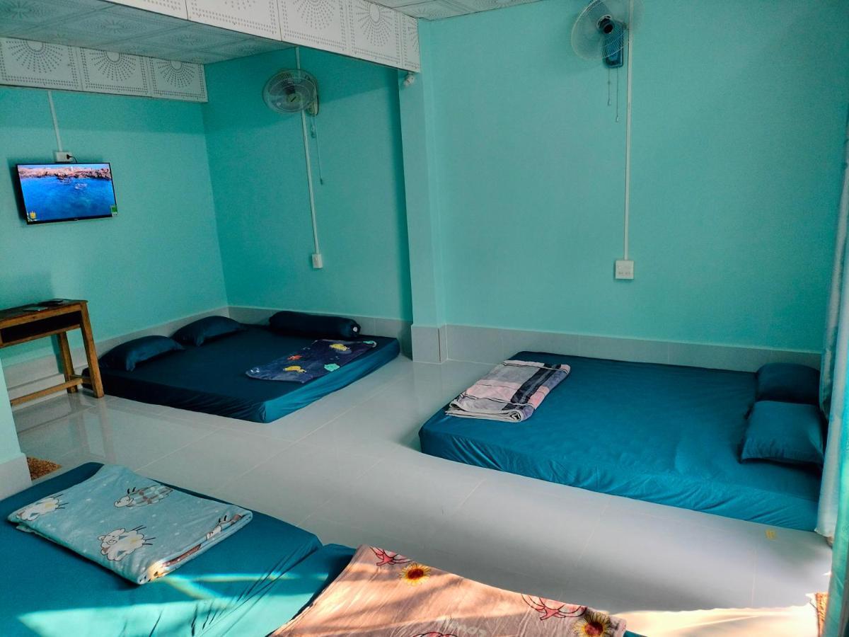 Hotel Nhà Nghỉ NgọC PhuọNg Hon Son Lai Son Zewnętrze zdjęcie